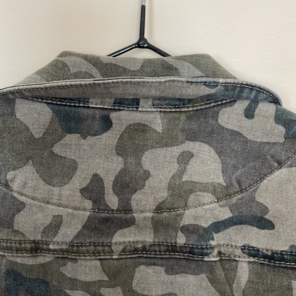 NOISY MAY Camo Denim Jacket Size Small - Picture 8 of 16